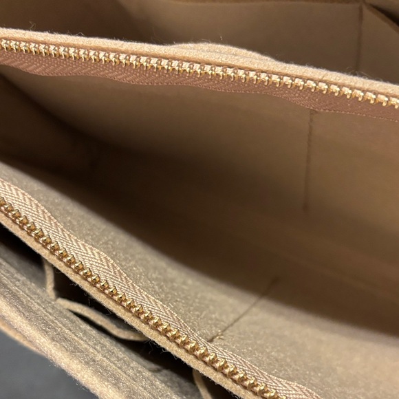 Lexsion Beige Bag Organizer - Picture 5 of 7